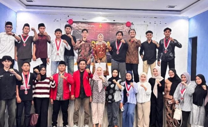 Foto: Anggota GMNI Touna usai kegiatan/MARHAENIST.